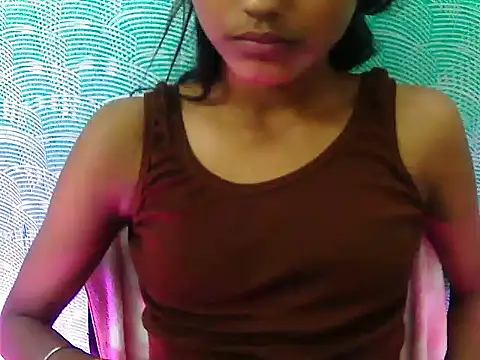 Chat XXX en directo de KiaraDoll002