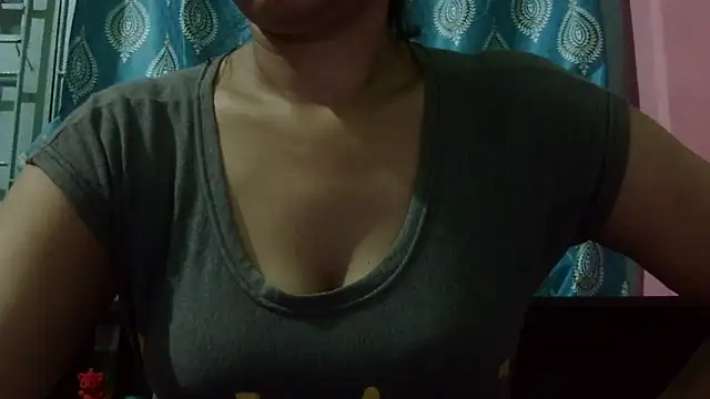 AVNI09- Adlı Modelin Canlı XXX Sohbeti