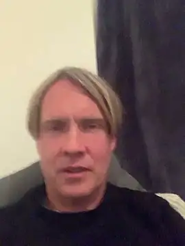 Jeppe555 – Naživo XXX chat