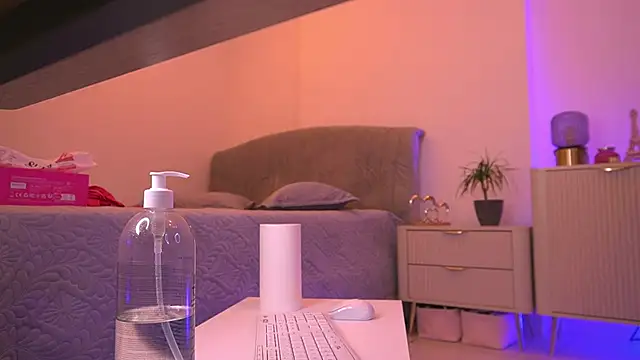 lildiaaのライブXXXチャット