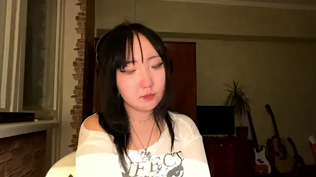 Yunananaa Chat XXX live