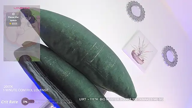 iisabigsquirt Webcam Show