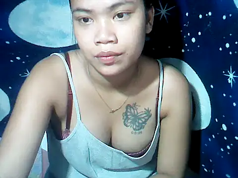 Milkytits_Yum00 网络视讯表演