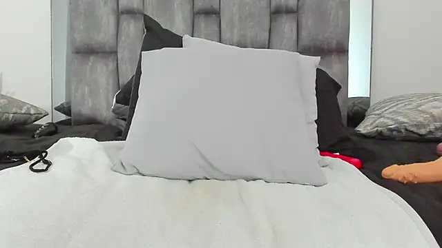 alyssia_ocean élő XXX-chatje