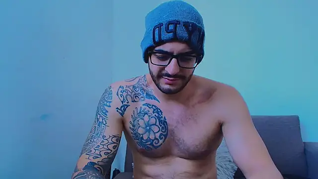 thomas_gun's Live XXX Chat