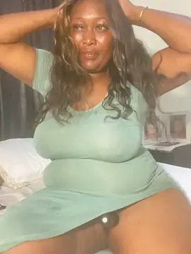 Chat +18 de Cardiebae89 ao vivo