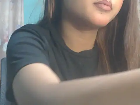 Chatroom XXX en direct de NancyRuvi