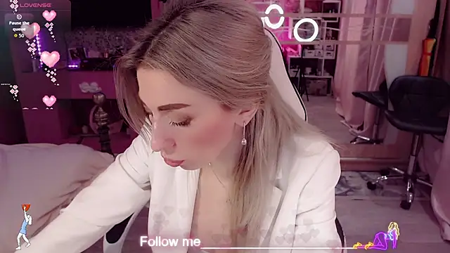 Živý XXX chat AnnieGOld_