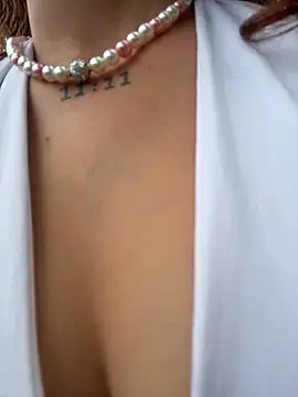 roxyrougee 라이브 XXX 채팅