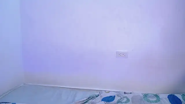 SharlottEssence Chat XXX live