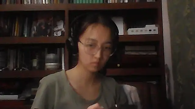 LinaClous Chat XXX live