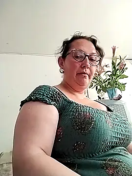 _Saraqueen Live XXX-Chat