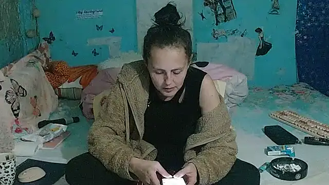 brighteyes77: απευθείας συνομιλία ΧΧΧ