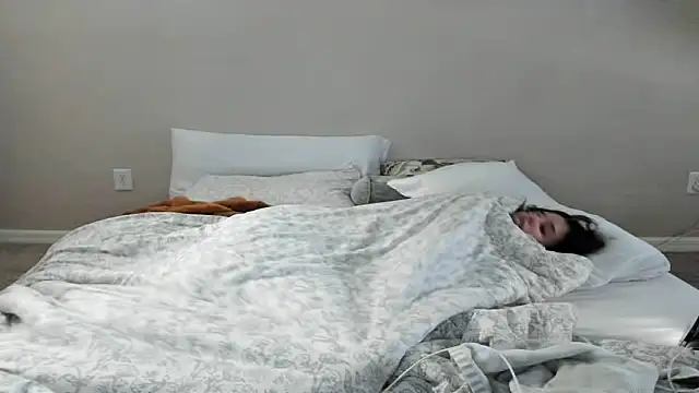 Chatroom XXX en direct de creamyricanfountain