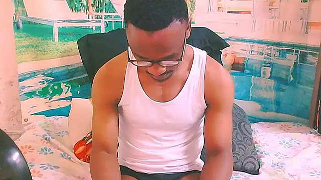 Czat XXX na żywo – EbonyTiger69