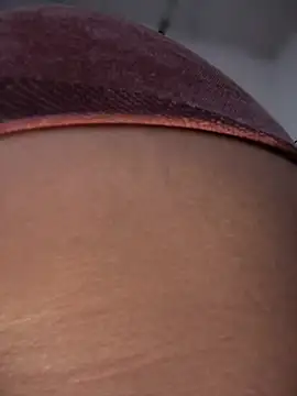 Chat +18 de Natural_BIGASS_Nina ao vivo