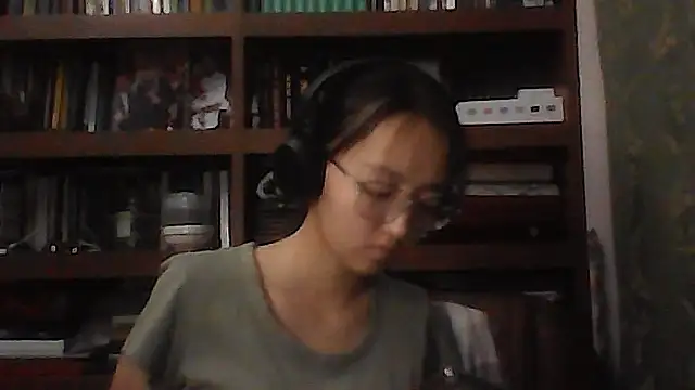 LinaClous Chat XXX in diretta