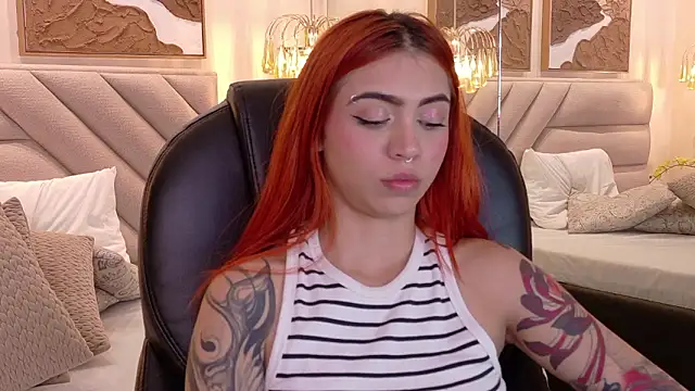 Polygonniaa Adlı Modelin Canlı XXX Sohbeti