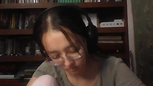 LinaClous: απευθείας συνομιλία ΧΧΧ