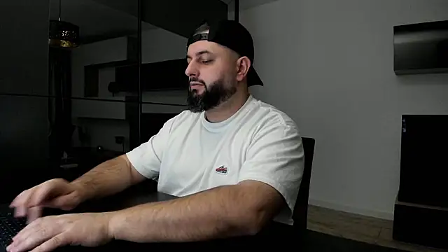 DravenPeak Live XXX-chat