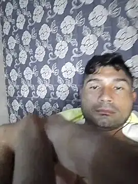 Diogo100 Adlı Modelin Canlı XXX Sohbeti