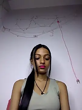 Chat XXX en directo de Your-Kitkat