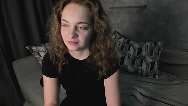 Chatroom XXX en direct de KristinaLoison