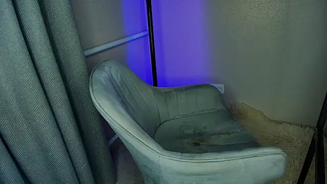 Chatroom XXX en direct de Leila_Libertas