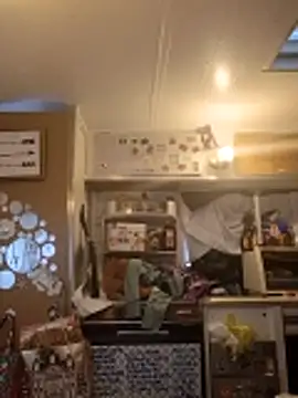 whitetrashdirtyslut's Webcam Show