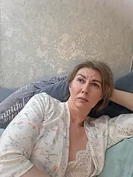 Онлайн чат XXX stellahere8