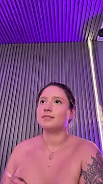 MiaPetit_'s Live XXX Chat