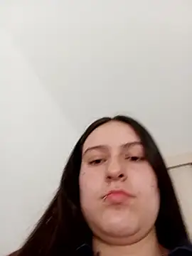 Ary- 网络视讯表演