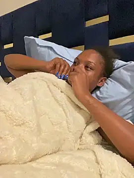 Dellah27 Live XXX-chat