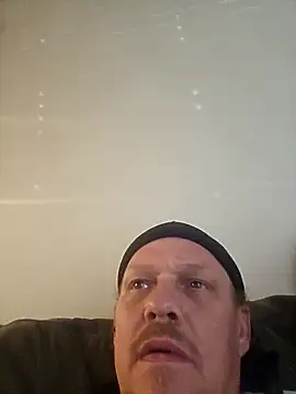 yourMasterisBored's Webcam Show