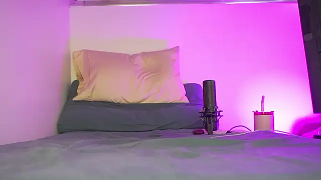 findomfeet's Live XXX Chat