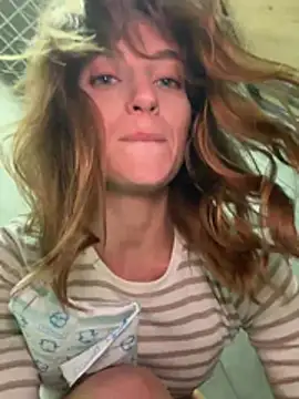 -AngelAri-: онлайн-секс-чат