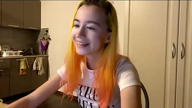 EmilyHein live XXX chat