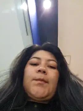 Chat +18 de Sakura_0505 ao vivo