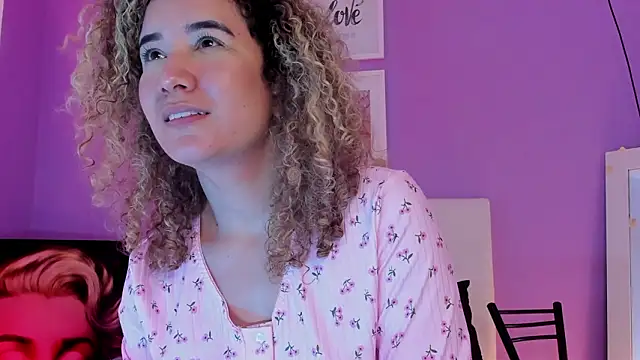 Онлайн чат XXX Charlotte11-11