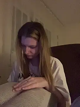 Онлайн чат XXX MaryHiggins