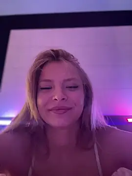 AnastasiaAniess' Webcam Show