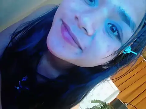 Sweet_18nicole webcam show