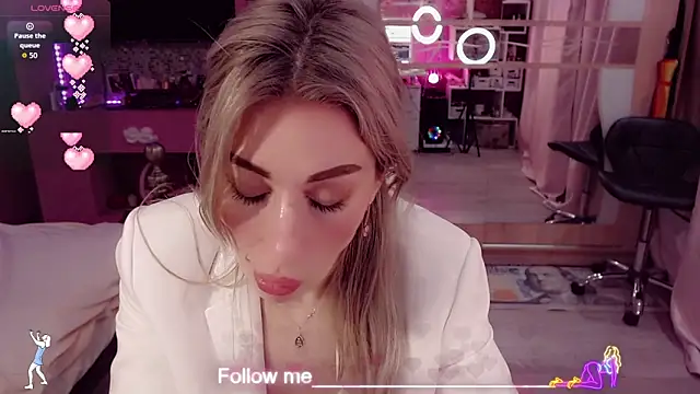 Czat XXX na żywo – AnnieGOld_