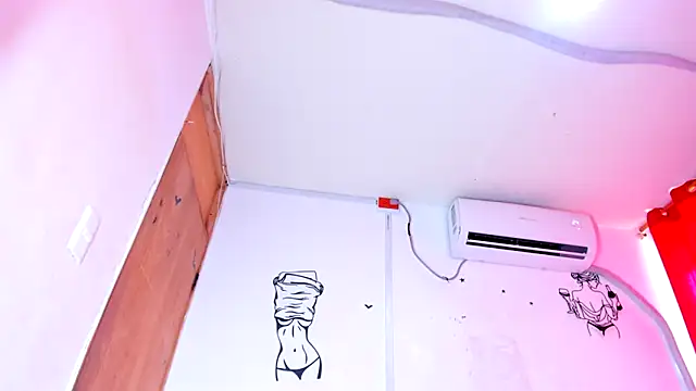 Chat XXX ao vivo de Emily_Coper18