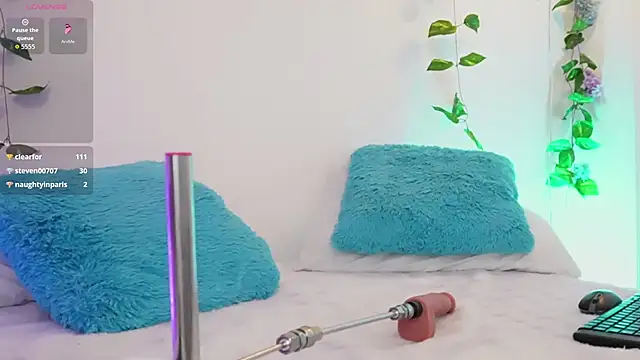 saraBow Live XXX-Chat