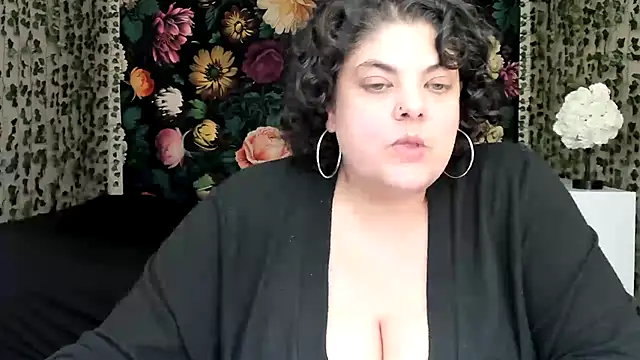 Exxxotic_Melons 现场XXX聊天