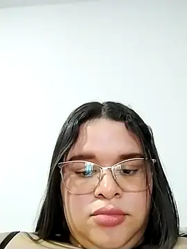 SamanthaStonee Chat XXX in diretta