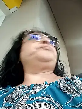 Keyla01_ Adlı Modelin Canlı XXX Sohbeti