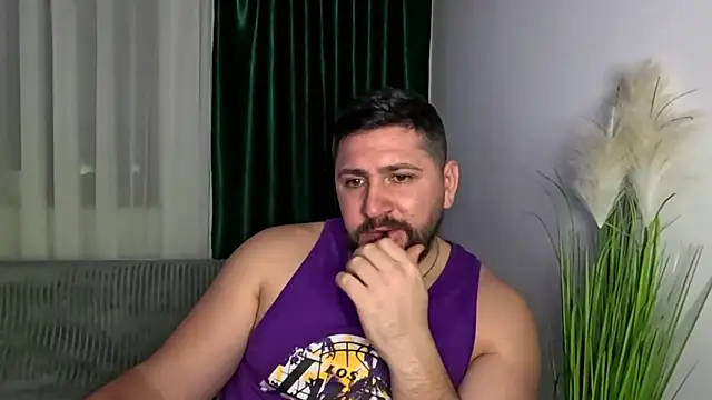 Gold_Alpha_Boy Adlı Modelin Web Kamerası Şovu