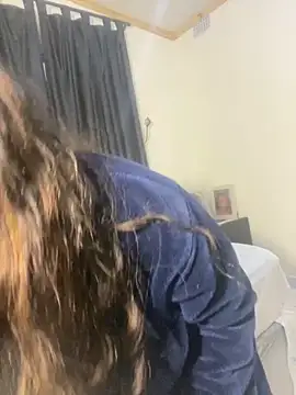 Cardiebae89 live XXX chat